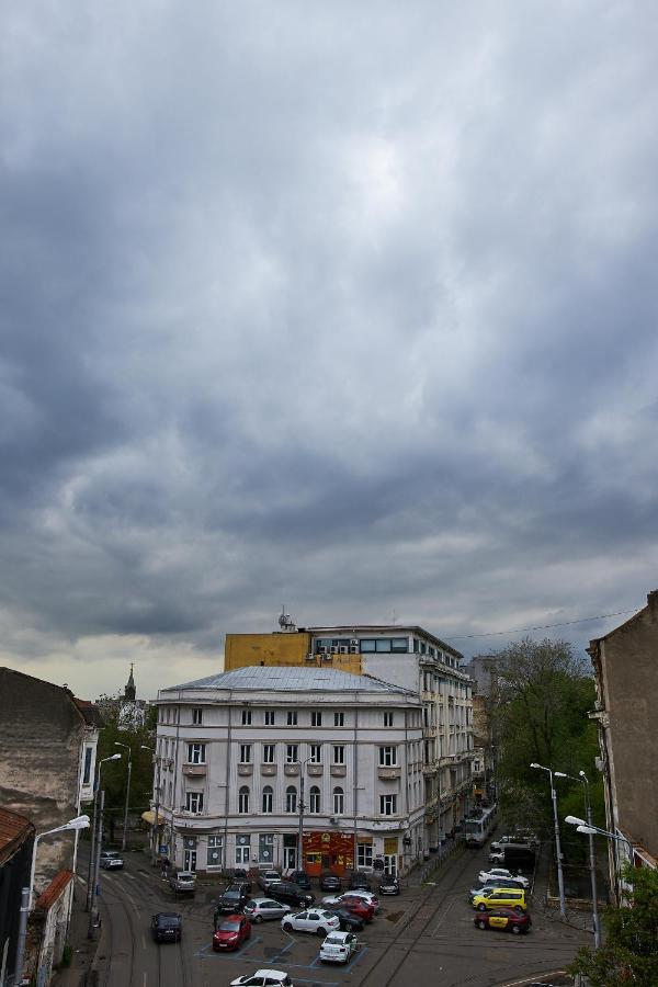 Metropole Apartments Old Center Bucarest Esterno foto